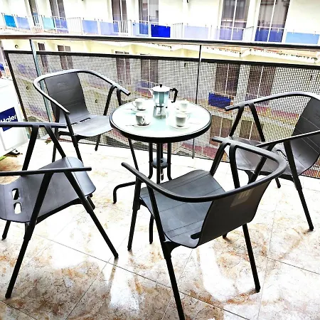 Seawolf Apartment, Апартаменти Льорет-де-Мар