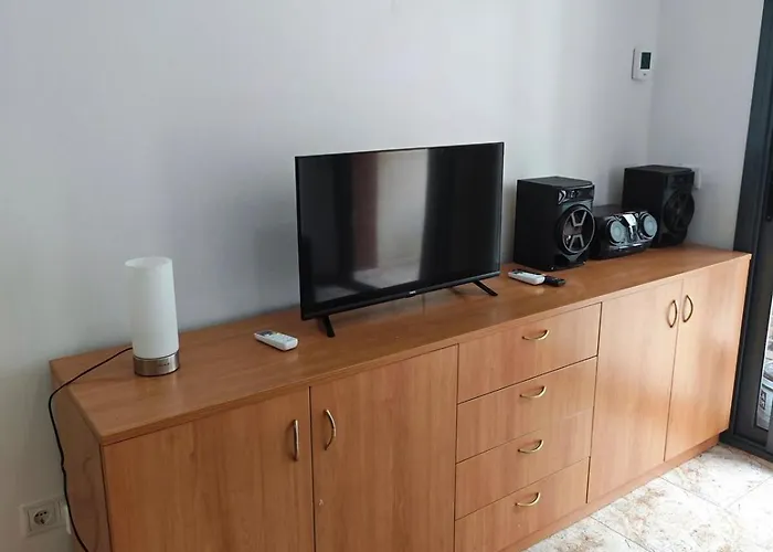 شقة Seawolf Apartment, *